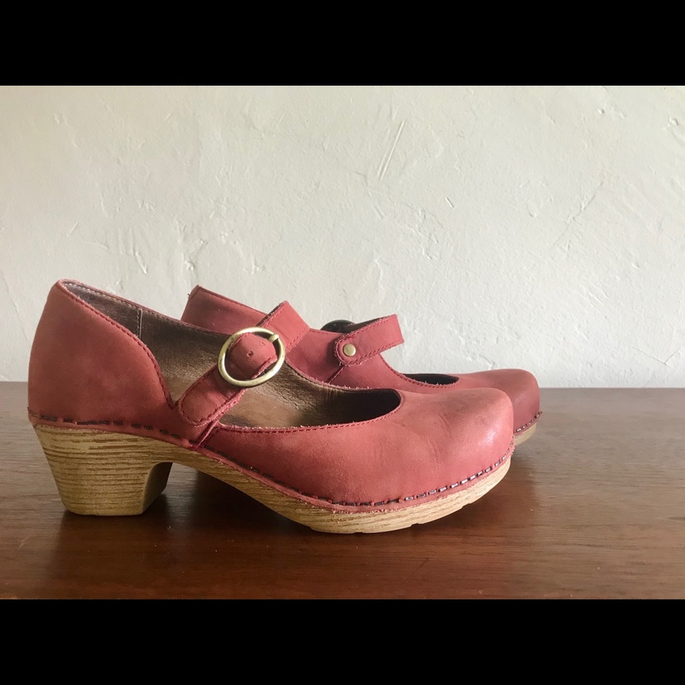 DANSKO Red Clog